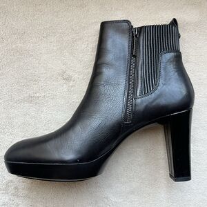 Donald J. Pliner Edina Black Leather Heeled Booties Women 10 M Platform Classic
